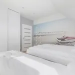 Lux House Posejdon With Parking By Renters Prestige