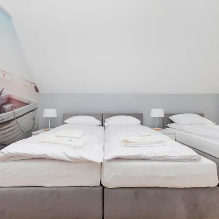 Lux House Posejdon With Parking By Renters Prestige