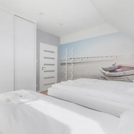 Lux House Posejdon With Parking By Renters Prestige