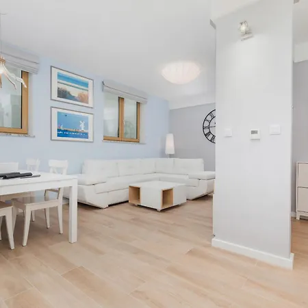 Сasa de vacaciones Lux House Posejdon With Parking By Renters Prestige *