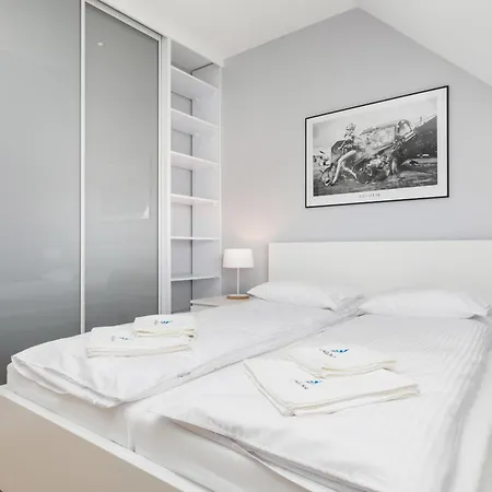 Lux House Posejdon With Parking By Renters Prestige Kołczewo
